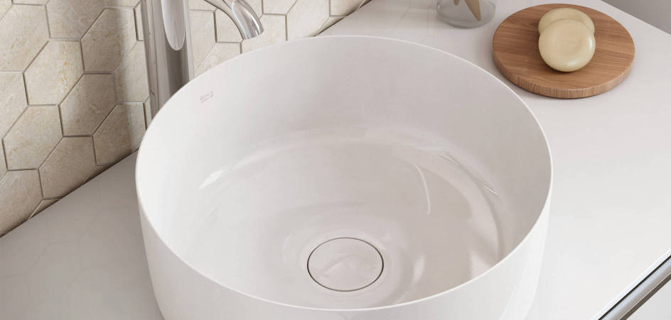 Resistant basin made with Fineceramic® by Roca